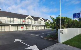 Botany Palms Motel Auckland